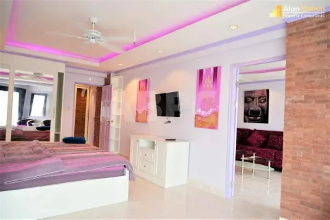 Condominio de 1 dormitorio en Jomtien Beach, Pattaya, Tailandia № 211443 - foto 4