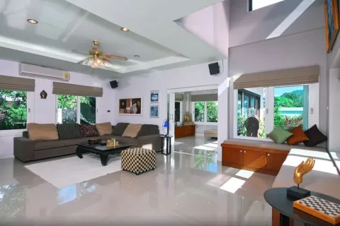 Villa in Ko Samui, Thailand 4 bedrooms № 154437 - photo 2