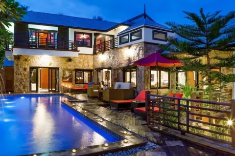 Villa in Ko Samui, Thailand 4 bedrooms № 154437 - photo 1