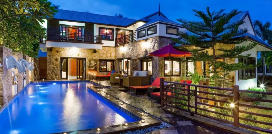 Villa in Ko Samui, Thailand 4 bedrooms № 154437