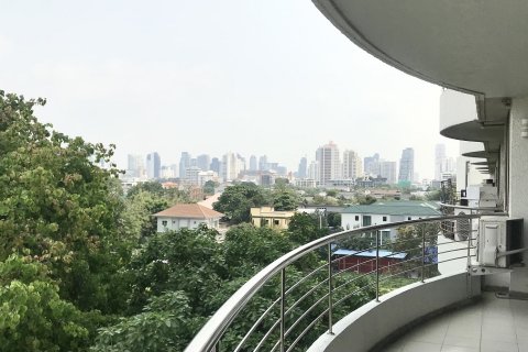 Condo à Watthana, Bangkok, Thaïlande, 2 chambres  № 200536
