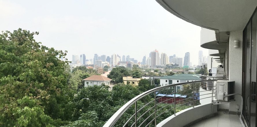 Condo à Watthana, Bangkok, Thaïlande, 2 chambres № 200536