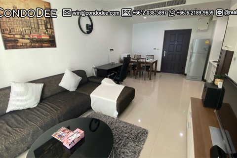 Condo à Khlong Toei, Bangkok, Thaïlande, 1 chambre № 200534 - photo 18