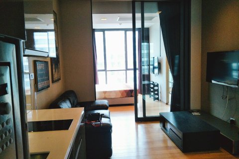 Condo à Watthana, Bangkok, Thaïlande, 1 chambre № 200535 - photo 4