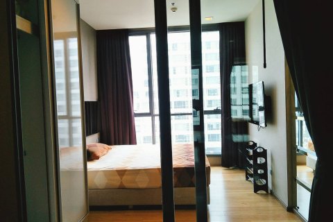 Condo à Watthana, Bangkok, Thaïlande, 1 chambre № 200535 - photo 3