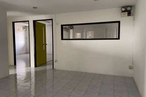 Коммерческая недвижимость в Бангбоне, Бангкок, Таиланд  № 135440 - фото 11