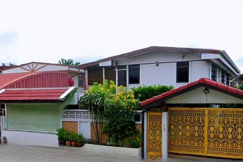 Дом в Суан Луанге, Бангкок, Таиланд с 3 спальнями  № 135441 - фото 1