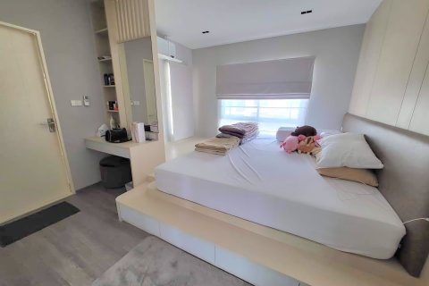 Таунхаус в Банг Каео, Таиланд с 2 спальнями № 135444 - фото 7