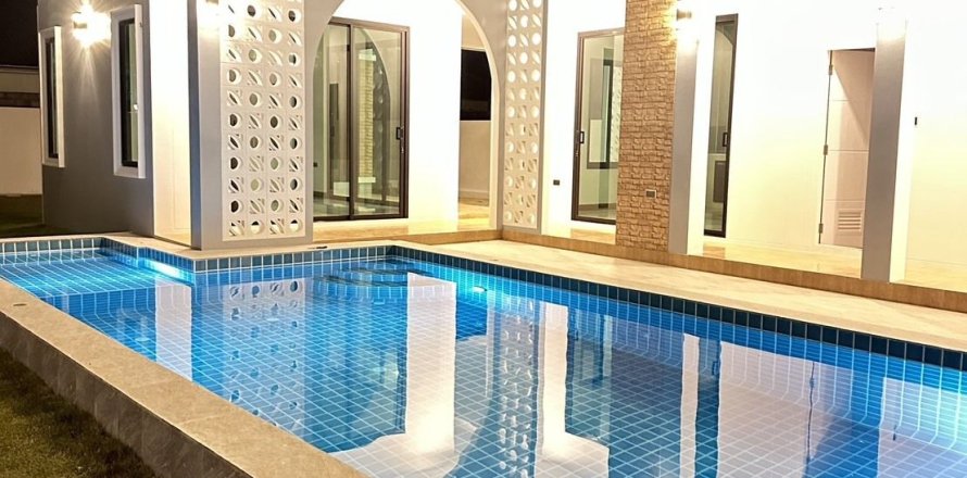 Вилла в Хуа Хине, Таиланд с 3 спальнями  № 158500