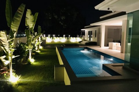 House in Hua Hin, Thailand 4 bedrooms № 158499 - photo 6