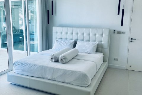 House in Hua Hin, Thailand 4 bedrooms № 158499 - photo 20