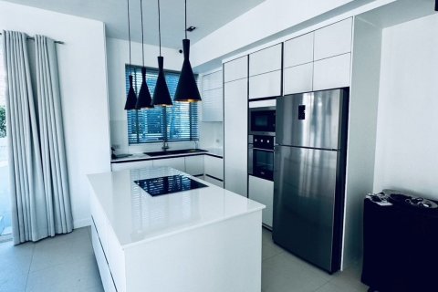 House in Hua Hin, Thailand 4 bedrooms № 158499 - photo 16