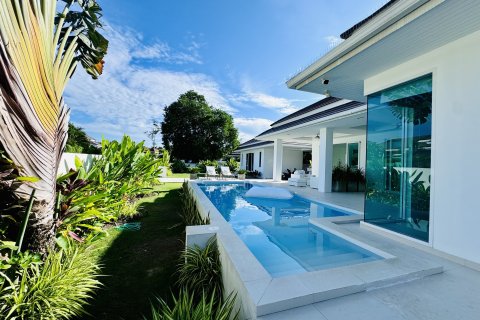 House in Hua Hin, Thailand 4 bedrooms № 158499 - photo 5