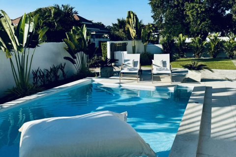 House in Hua Hin, Thailand 4 bedrooms № 158499 - photo 21