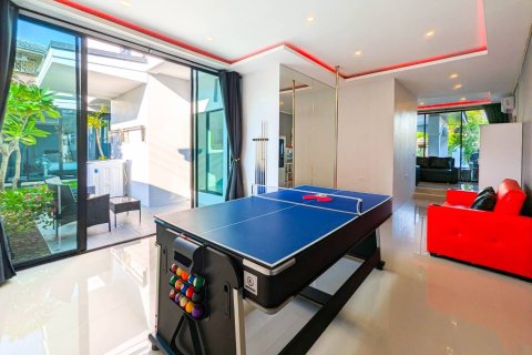 House in Pattaya, Thailand 7 bedrooms № 158503 - photo 14