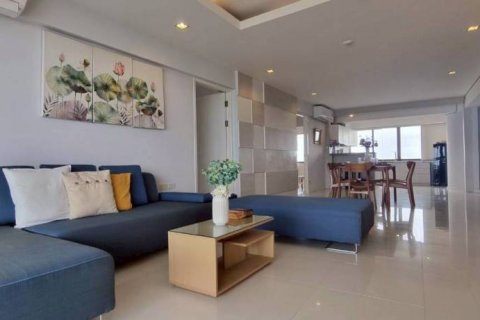 Кондоминиум с 3 спальнями в Саттахипе, Таиланд № 144659 - фото 1