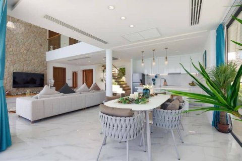 Villa in Ko Samui, Thailand 4 bedrooms № 166589 - photo 21