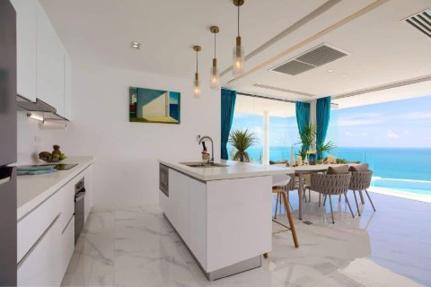 Villa in Ko Samui, Thailand 4 bedrooms № 166589 - photo 14
