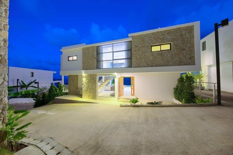 Villa in Ko Samui, Thailand 4 bedrooms № 166589 - photo 22