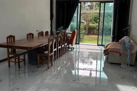 Maison à Surat Thani, Thaïlande 5 chambres № 171821 - photo 17