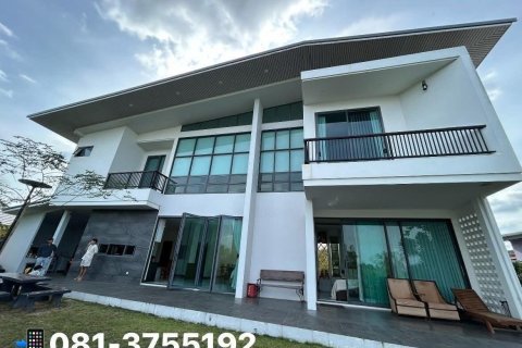 Maison à Surat Thani, Thaïlande 5 chambres № 171821 - photo 3