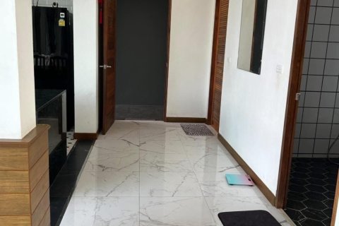 Maison à Surat Thani, Thaïlande 5 chambres № 171821 - photo 14