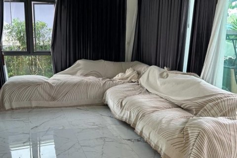 Maison à Surat Thani, Thaïlande 5 chambres № 171821 - photo 11