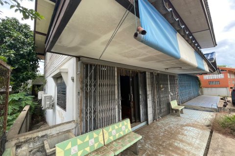 Maison à Nakhon Sawan, Thaïlande 5 chambres № 171818 - photo 3