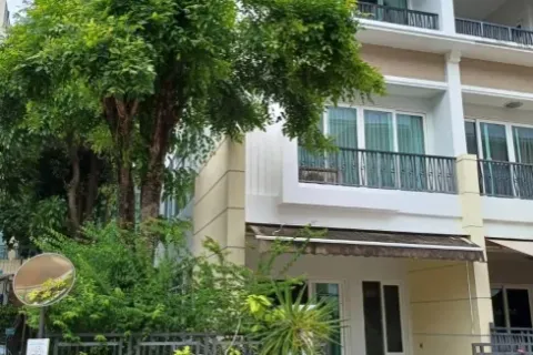 House in Bang Kho Laem, Bangkok, Thailand 3 bedrooms № 217060