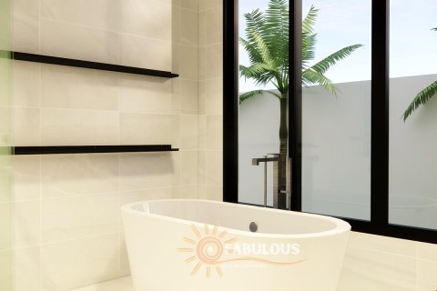 Villa in Rawai, Thailand 4 bedrooms № 179560 - photo 8