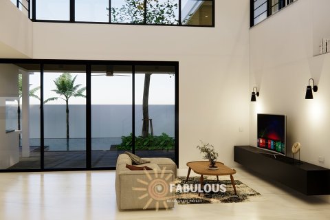 Villa in Rawai, Thailand 4 bedrooms № 179560 - photo 5
