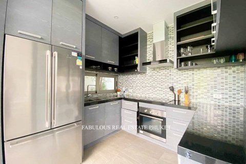Villa in Bang Tao, Thailand 4 bedrooms № 179564 - photo 8