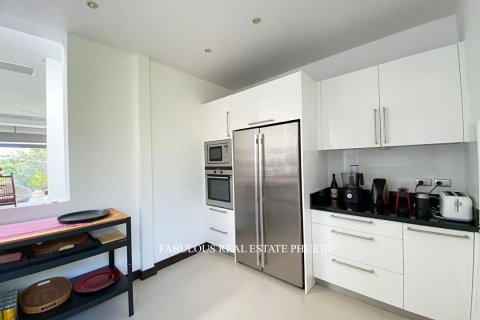 Villa in Bang Tao, Thailand 3 bedrooms № 179565 - photo 3