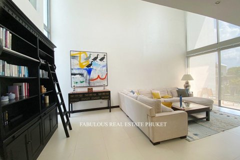 Villa in Bang Tao, Thailand 3 bedrooms № 179565 - photo 5
