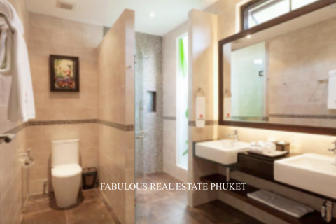 Villa in Bang Tao, Thailand 3 bedrooms № 179561 - photo 10