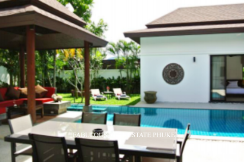 Villa in Bang Tao, Thailand 3 bedrooms № 179561 - photo 15