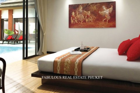 Villa in Bang Tao, Thailand 3 bedrooms № 179561 - photo 9
