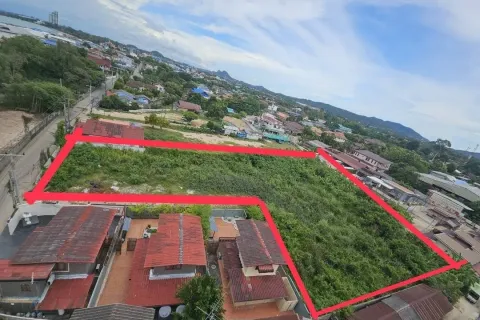 Terrain à Pattaya, Thaïlande 2560 m2 № 162069
