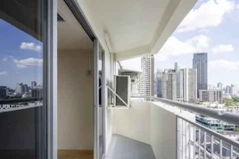Condo à Khlong Toei, Bangkok, Thaïlande, 2 chambres № 215325 - photo 21