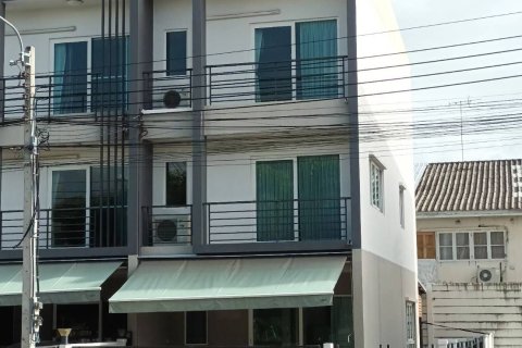 Townhouse in Prawet, Bangkok, Thailand 3 bedrooms № 167838 - photo 1