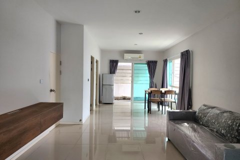 Townhouse in Prawet, Bangkok, Thailand 3 bedrooms № 167838 - photo 4