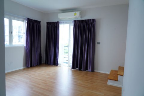 Townhouse in Prawet, Bangkok, Thailand 3 bedrooms № 167838 - photo 9