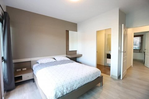 Таунхаус в Пхракханонге, Бангкок, Таиланд с 3 спальнями  № 163570 - фото 11