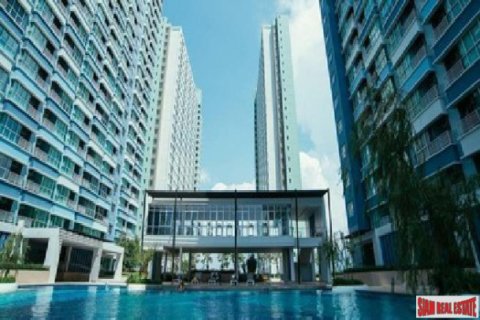 Apartment on Jomtien Beach, Pattaya, Thailand 2 bedrooms № 193556 - photo 1