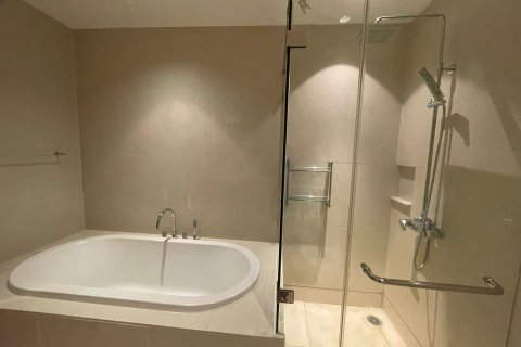 Studio in the Condo in Khlong Toei, Bangkok, Thailand № 152062 - photo 12