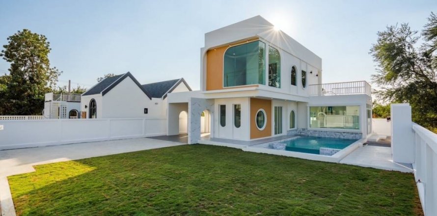 Villa in Hua Hin, Thailand 4 bedrooms № 120406