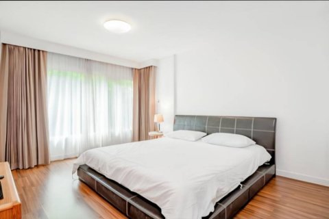 Condo in Hua Hin, Thailand, 2 bedrooms  № 120409 - photo 7
