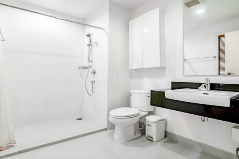 Condo in Hua Hin, Thailand, 2 bedrooms  № 120409 - photo 8