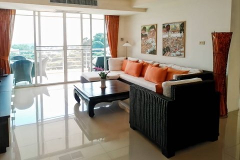 Duplex in Hua Hin, Thailand 2 bedrooms № 120405 - photo 10