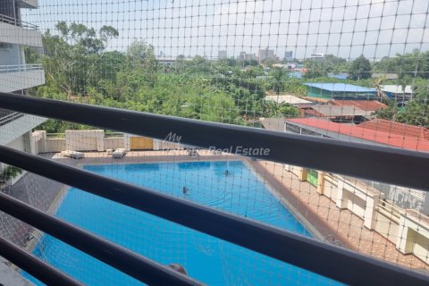 Studio in the Condo in Bang Lamung, Thailand № 205186 - photo 6